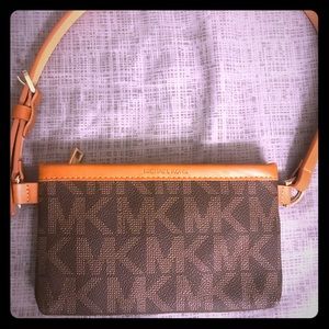 Michael Kors Belt Bag Small